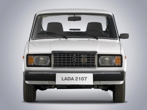 Самый распространенный автомобиль в России - Lada 2107